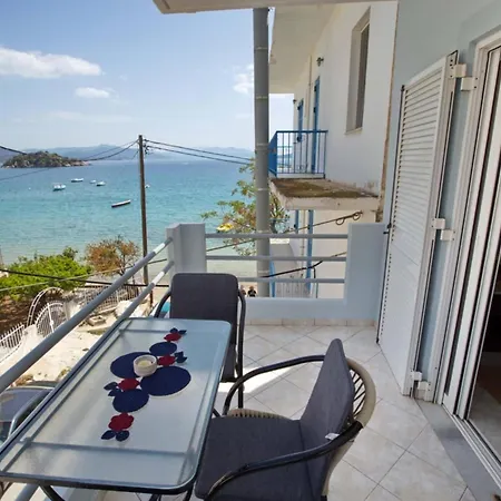 Eleni's Summer Apartamento *